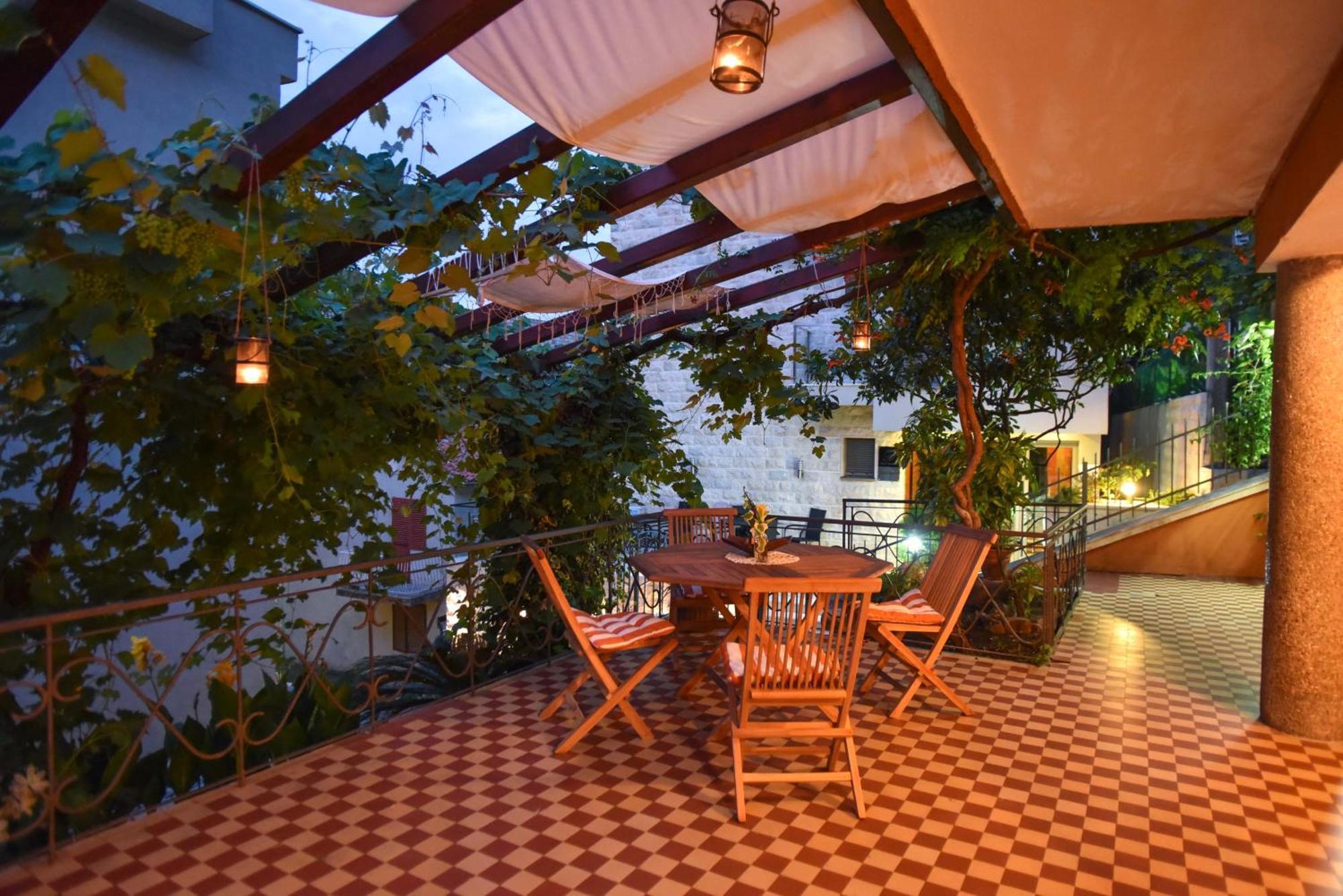 Guest House Amfora Budva Exterior foto