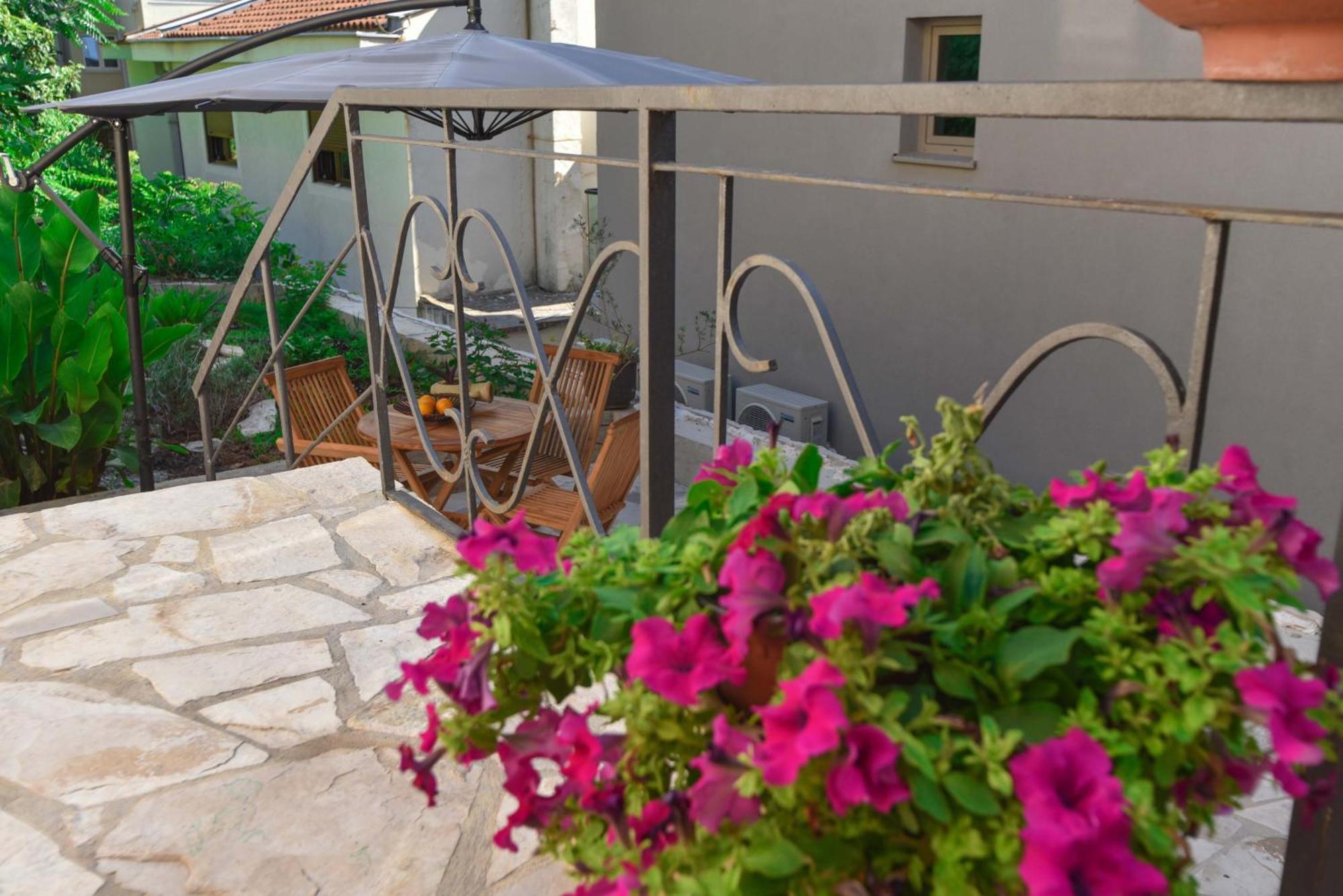 Guest House Amfora Budva Exterior foto
